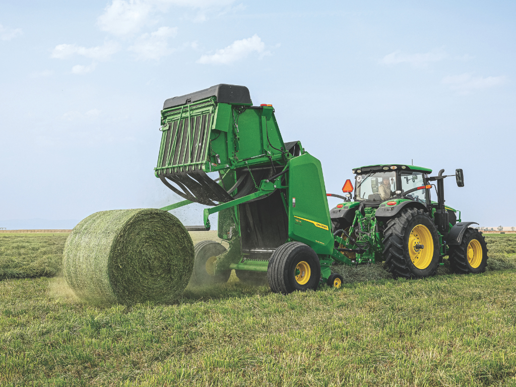ROUND BALERS