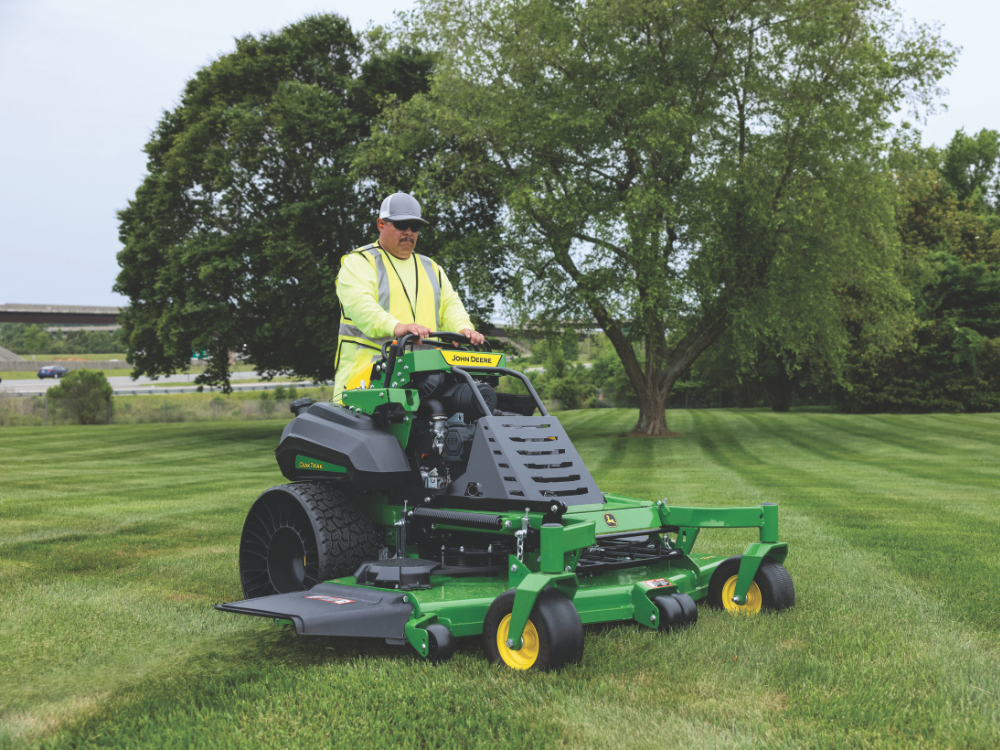 R SERIES STAND ON MOWERS
