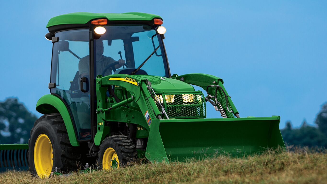 COMPACT UTILITY TRACTORS