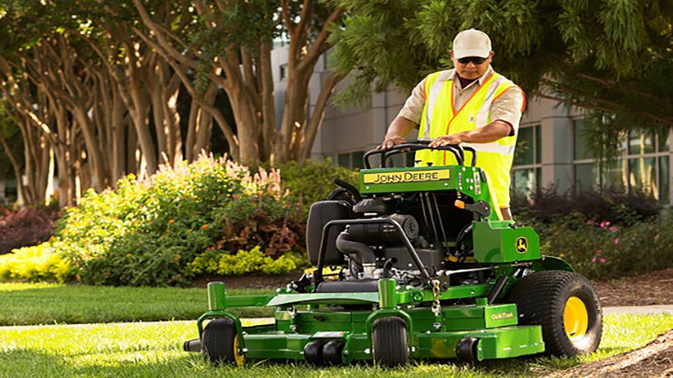 QUIKTRAK STAND ON MOWERS