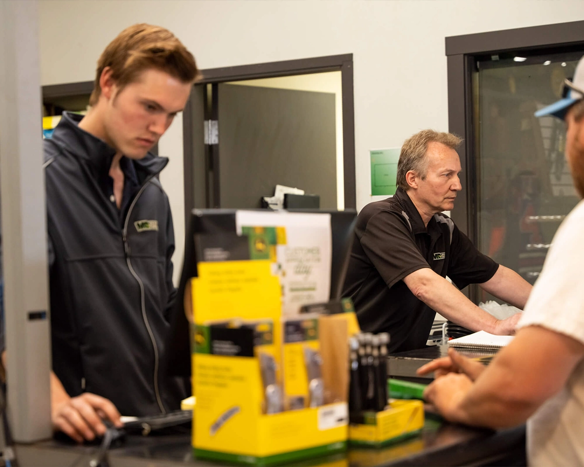 Agriculture & Compact Construction